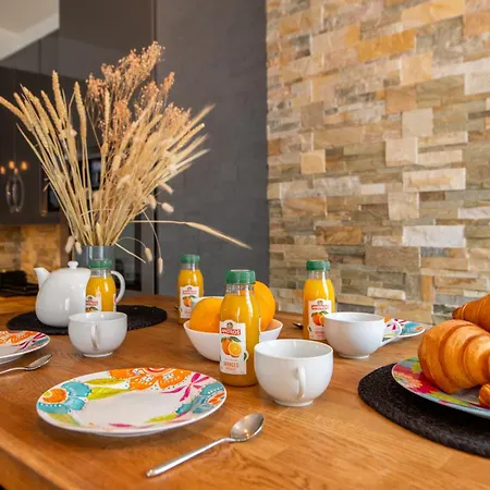Amazing Loft In The Vibrant Area Near The Famous Bastille's Place Apartment *