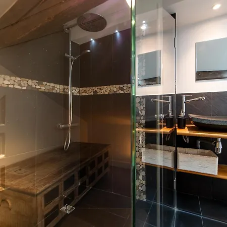 Amazing Loft In The Vibrant Area Near The Famous Bastille's Place *