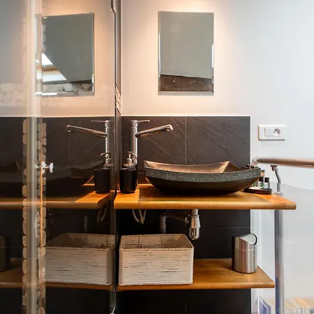 Amazing Loft In The Vibrant Area Near The Famous Bastille's Place